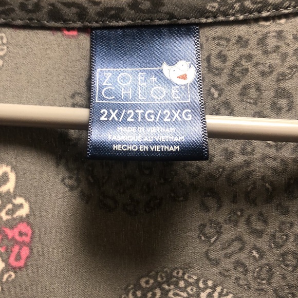 scrub top - Picture 4 of 4